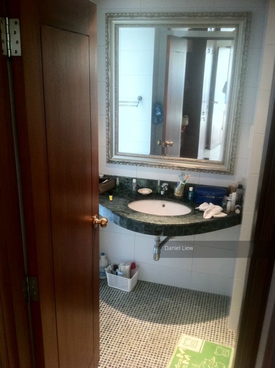 Landmark Tower (Enbloc) (D3), Apartment #110401782